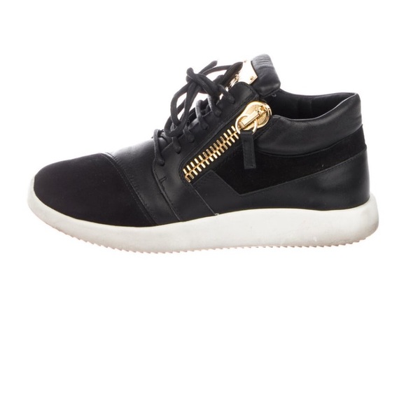 EUC-Giuseppe Zannoti sneakers. Black, gold and white with gold zipper size 8 - Picture 2 of 7